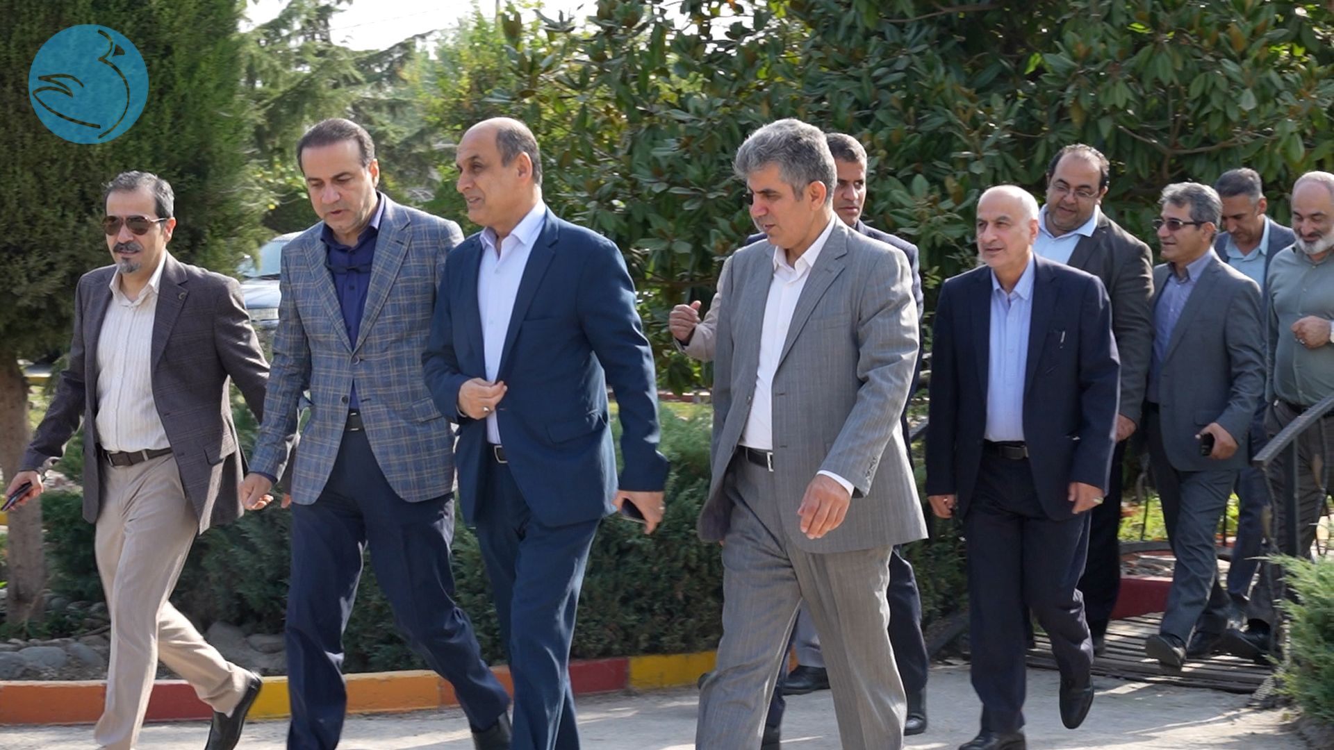 بازدید استاندار گیلان از شرکت سپید ماکیان 