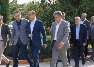 بازدید استاندار گیلان از شرکت سپید ماکیان 